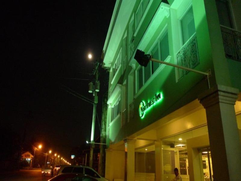 Northwest Inn Bacolod Dış mekan fotoğraf