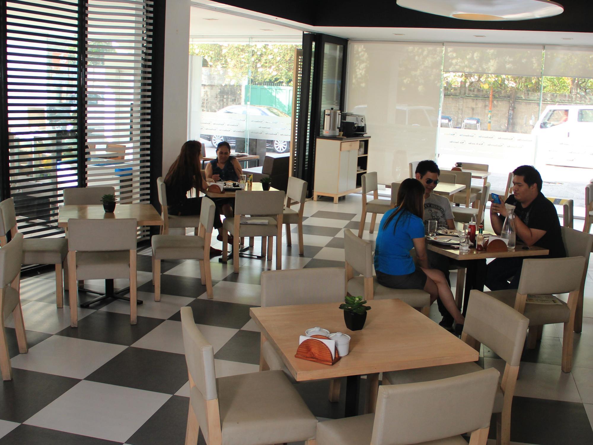 Northwest Inn Bacolod Dış mekan fotoğraf